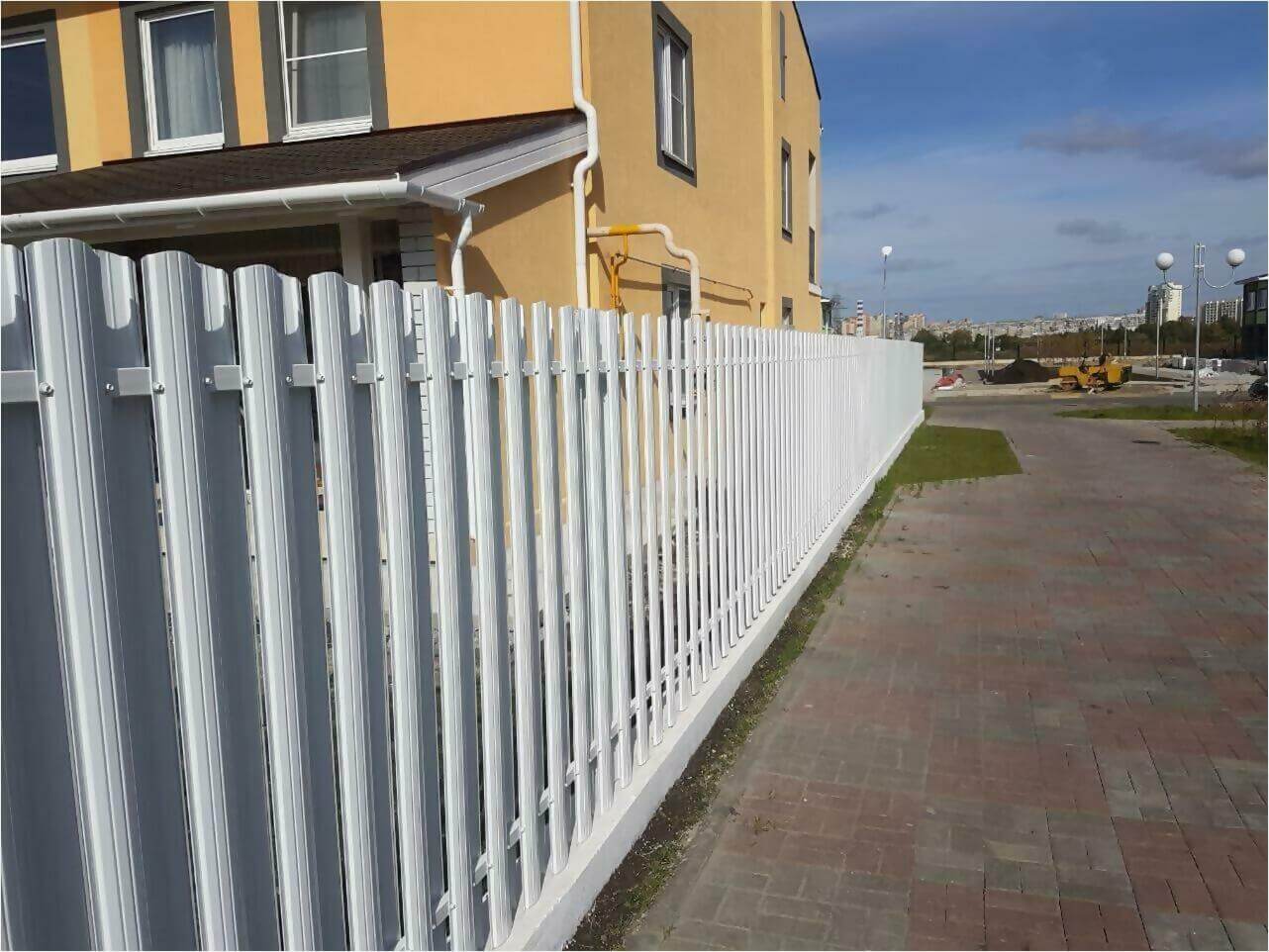 Забор из штакетника 70м фото1 в Кременкуле