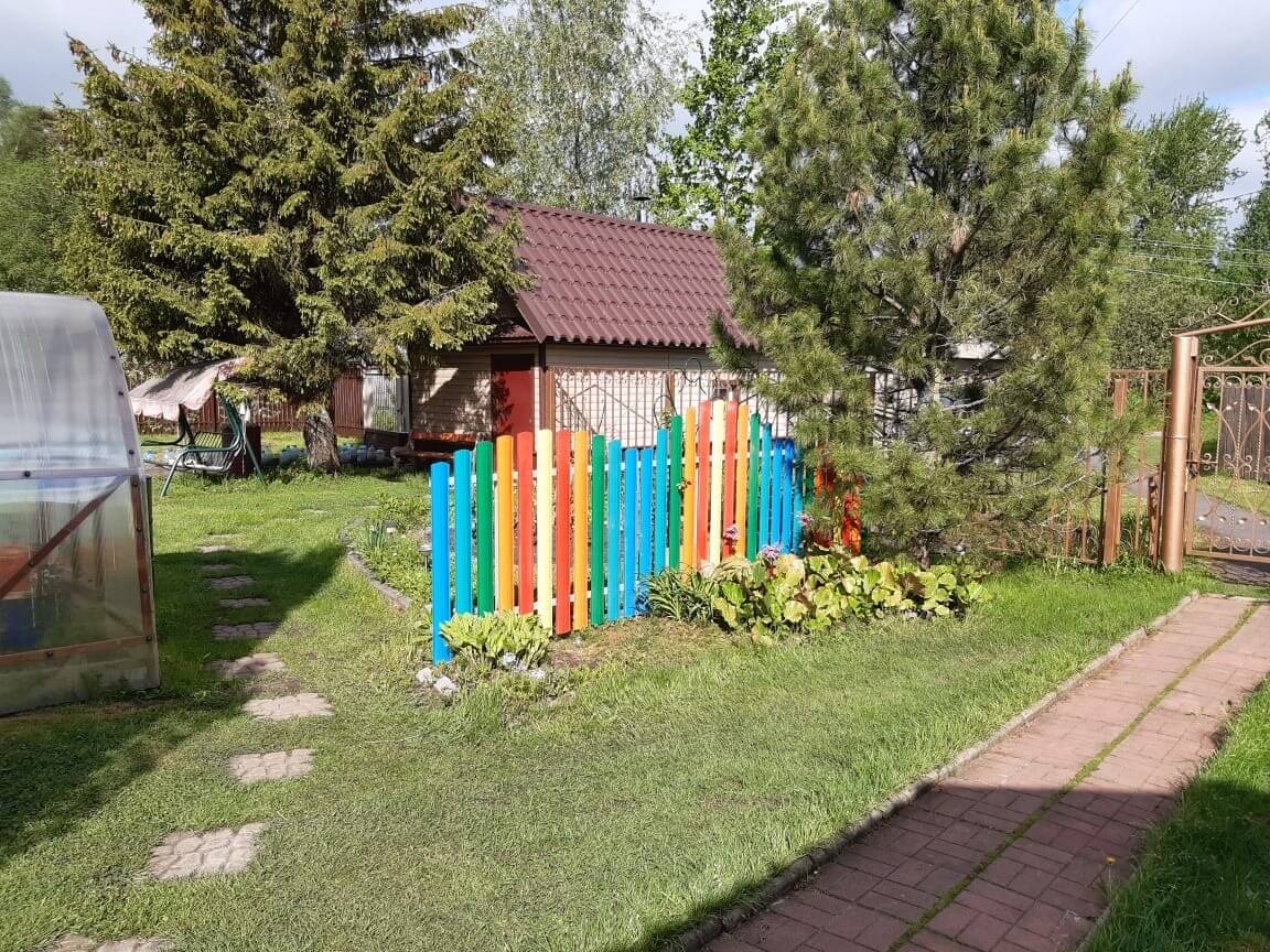 забор из разноцветного штакетника односторонний фото2 в Кременкуле