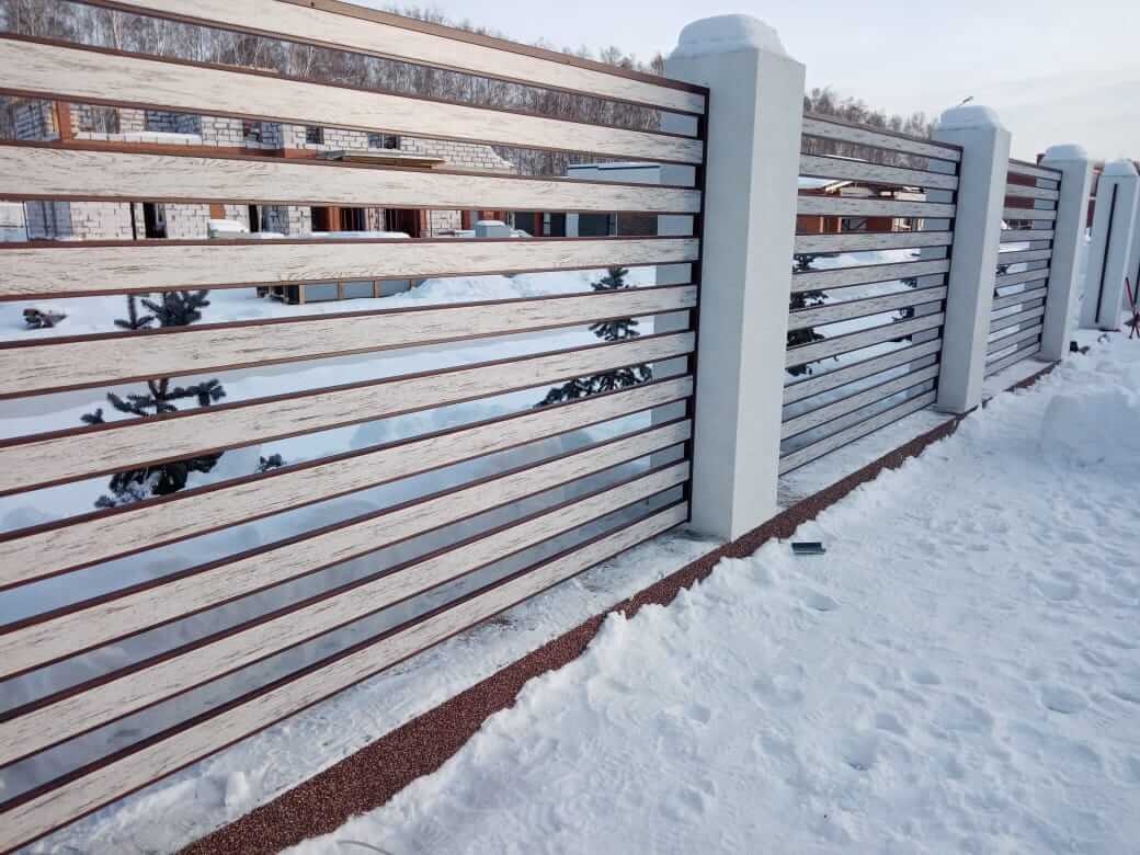 забор-ранчо из металлопланкена 130м каштан красный + беленый дуб фото1 в Кременкуле