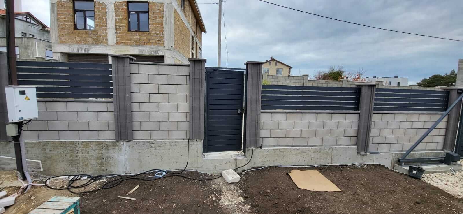 Забор-ранчо из металлопланкена 28м RAL7024 Серый Графит МАТТЕ фото 6 в Кременкуле