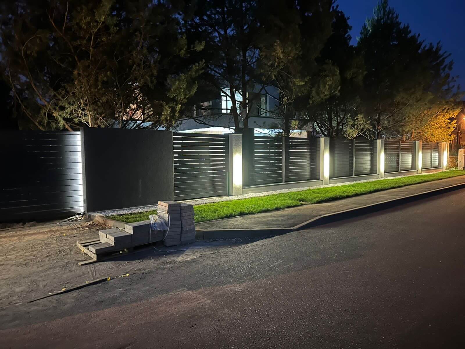 Забор-ранчо из металлопланкена 36м RAL7024 Серый Графит фото 11 в Кременкуле