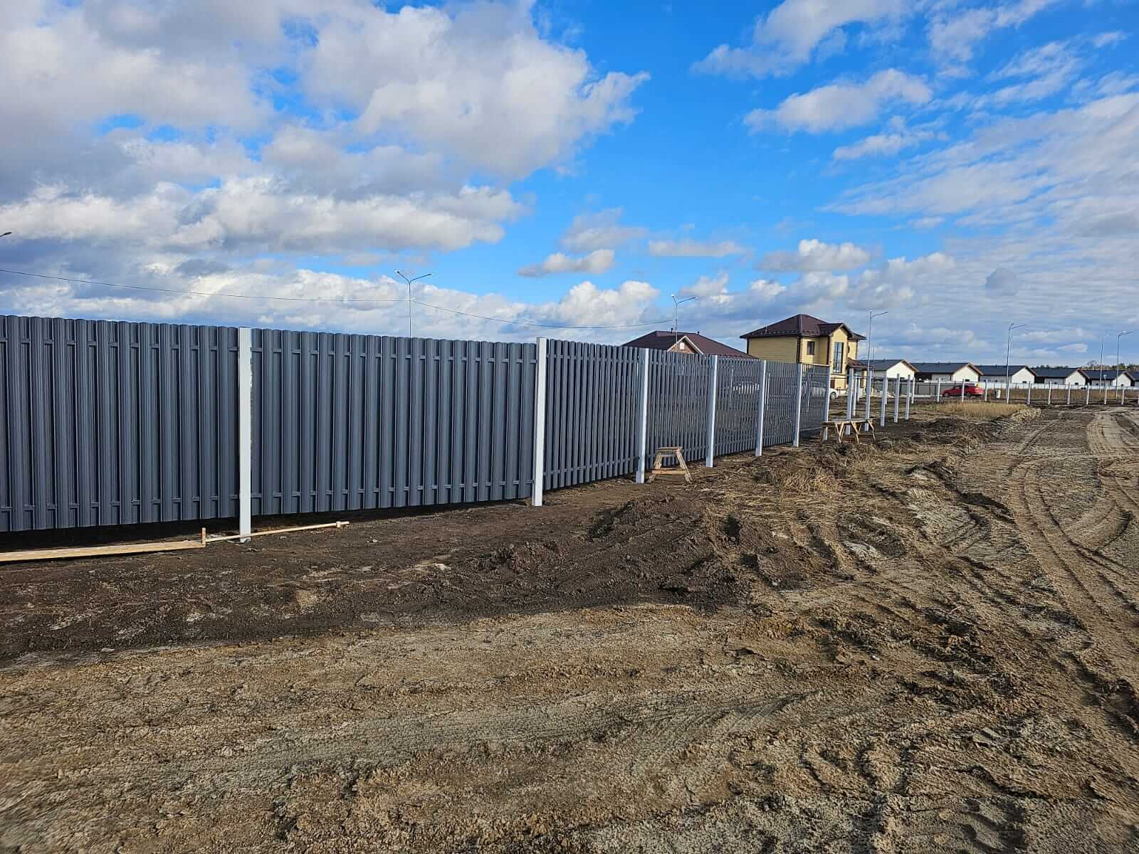 Забор из евроштакетника 234м RAL7024/7024 Серый Графит двусторонний фото 7 в Кременкуле