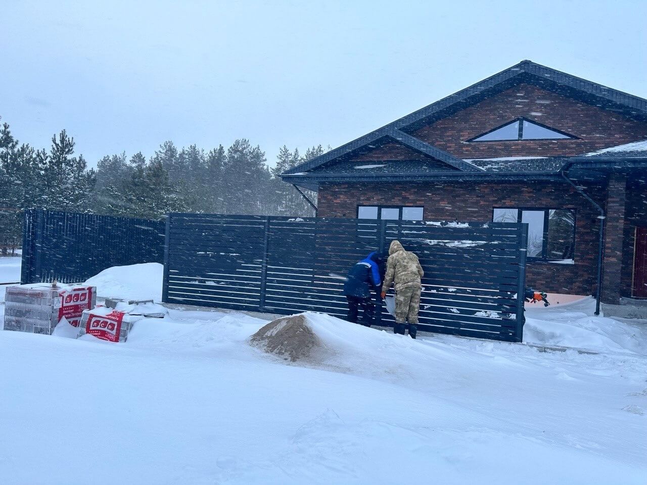 Забор-ранчо из металлопланкена 26м RAL7024 Серый Графит МАТТЕ фото 1 в Кременкуле