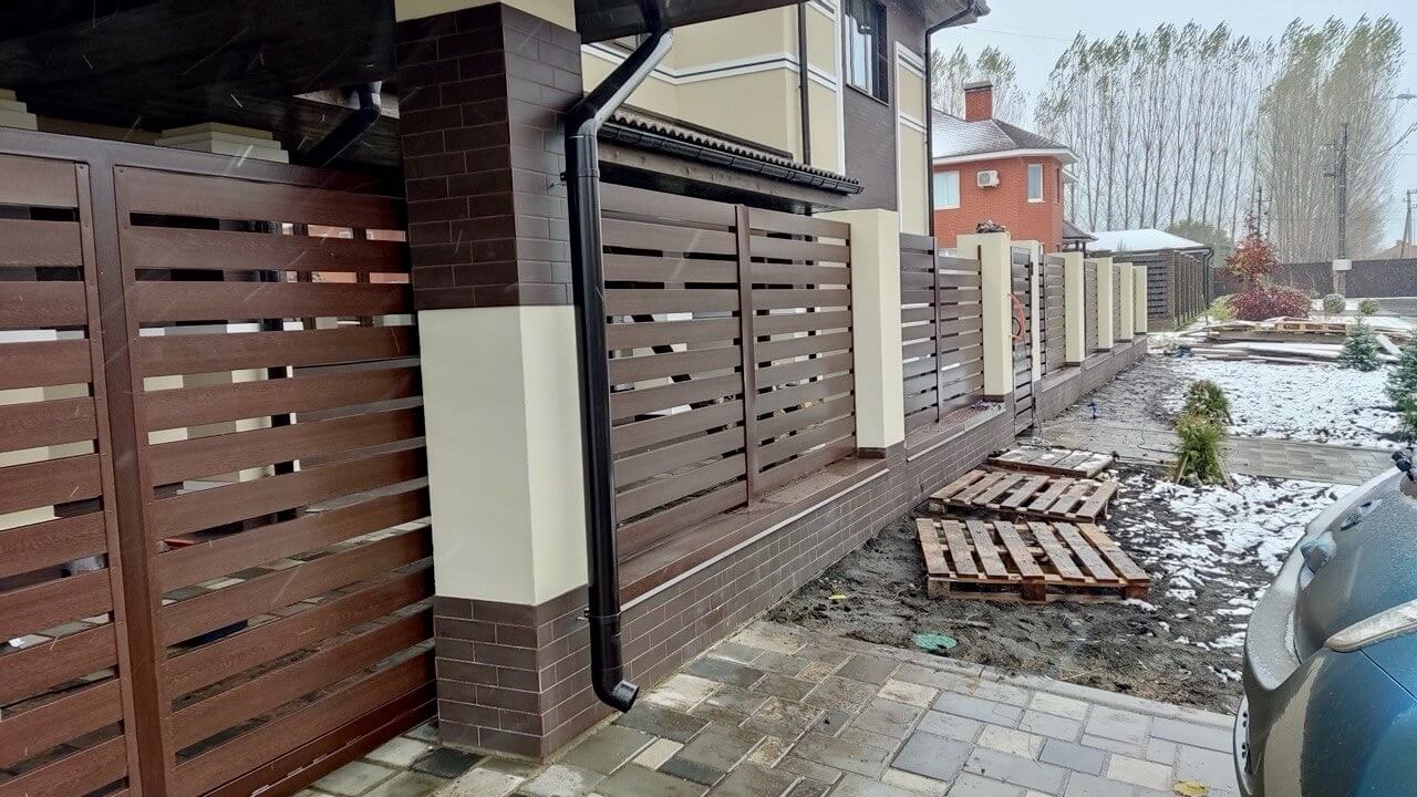 Забор-ранчо из металлопланкена 26м Мореный Дуб Printech фото 2 в Кременкуле