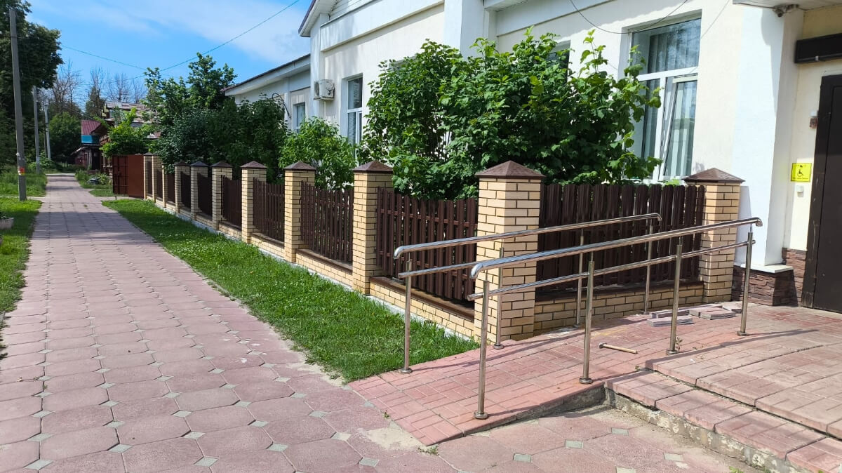 Забор из евроштакетника 17м RAL8017/8017 Шоколад двусторонний в Кременкуле