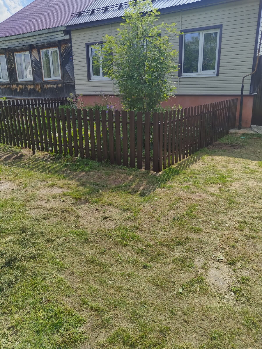 Забор из евроштакетника 18м RAL8017/8017 Шоколад двусторонний фото 1 в Кременкуле