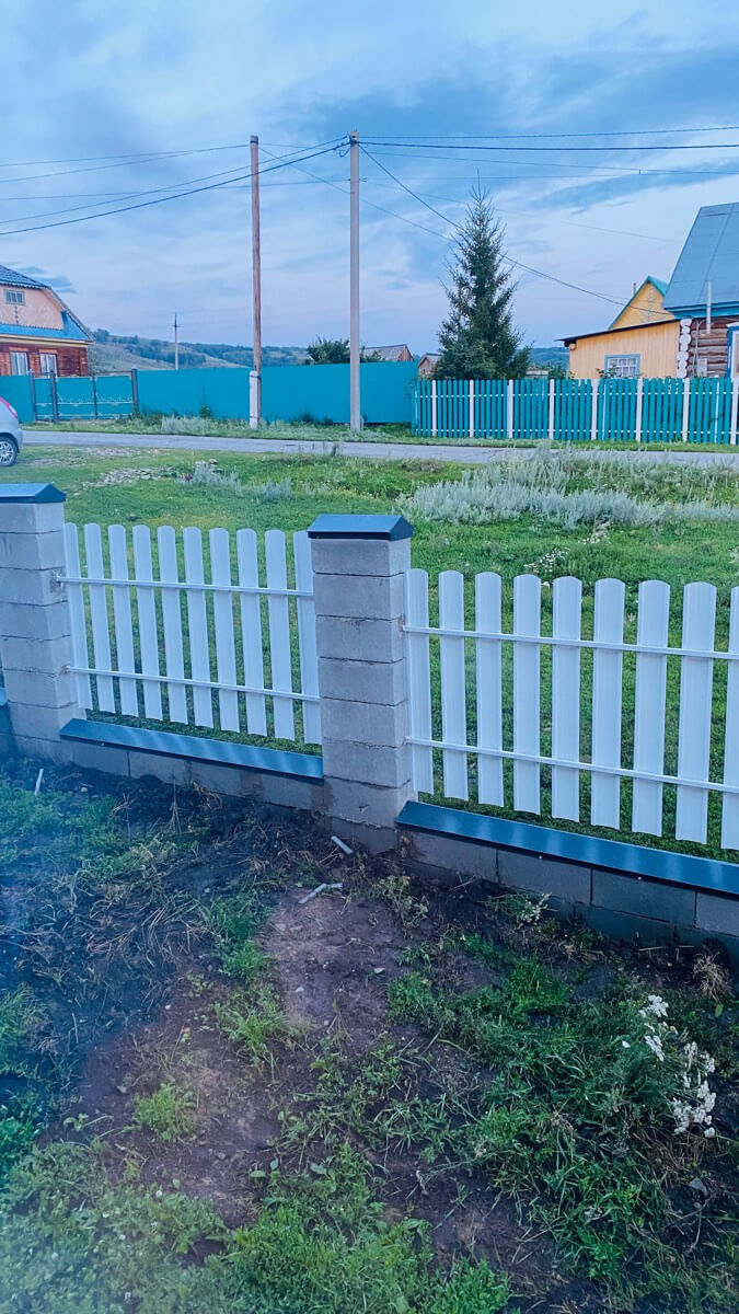 Забор из евроштакетника 16м RAL9003/9003 Белый двусторонний фото 6 в Кременкуле