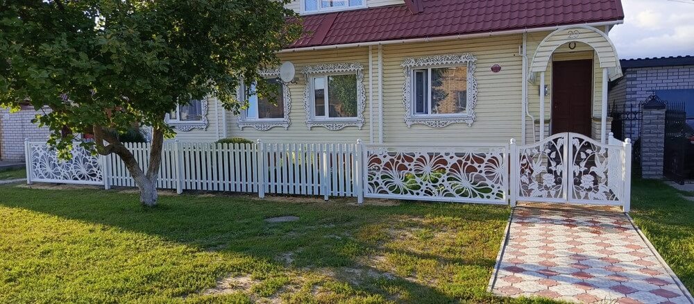 Забор из евроштакетника 7м RAL9003/9003 Белый двусторонний фото 1 в Кременкуле