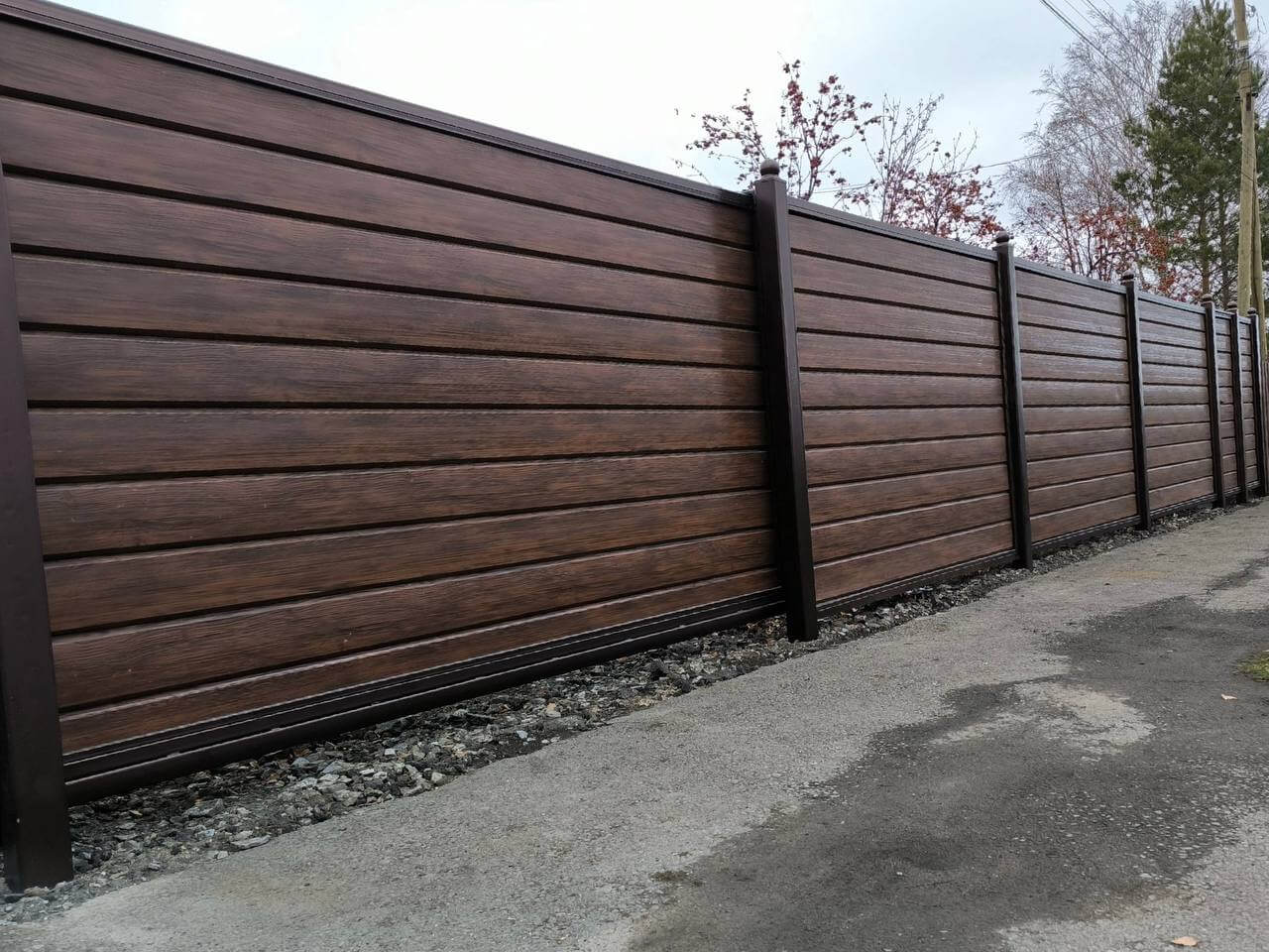 Забор из металлосайдинга Евро-Брус 46м Античное Дерево Принтек фото 5 в Кременкуле