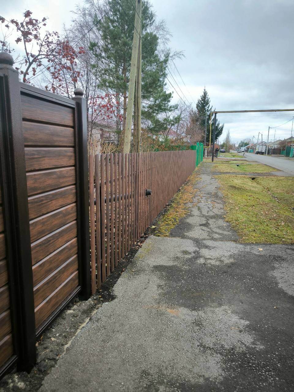 Забор из металлосайдинга Евро-Брус 46м Античное Дерево Принтек фото 3 в Кременкуле