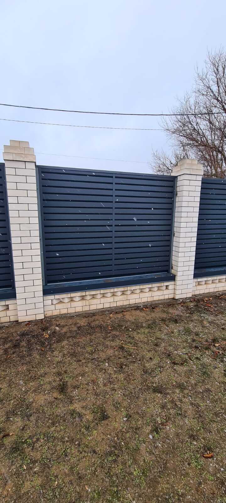 Забор-жалюзи из ламелей Хай-Тек 23м RAL7024/7024 Серый Графит двусторонний МАТТЕ фото 1 в Кременкуле