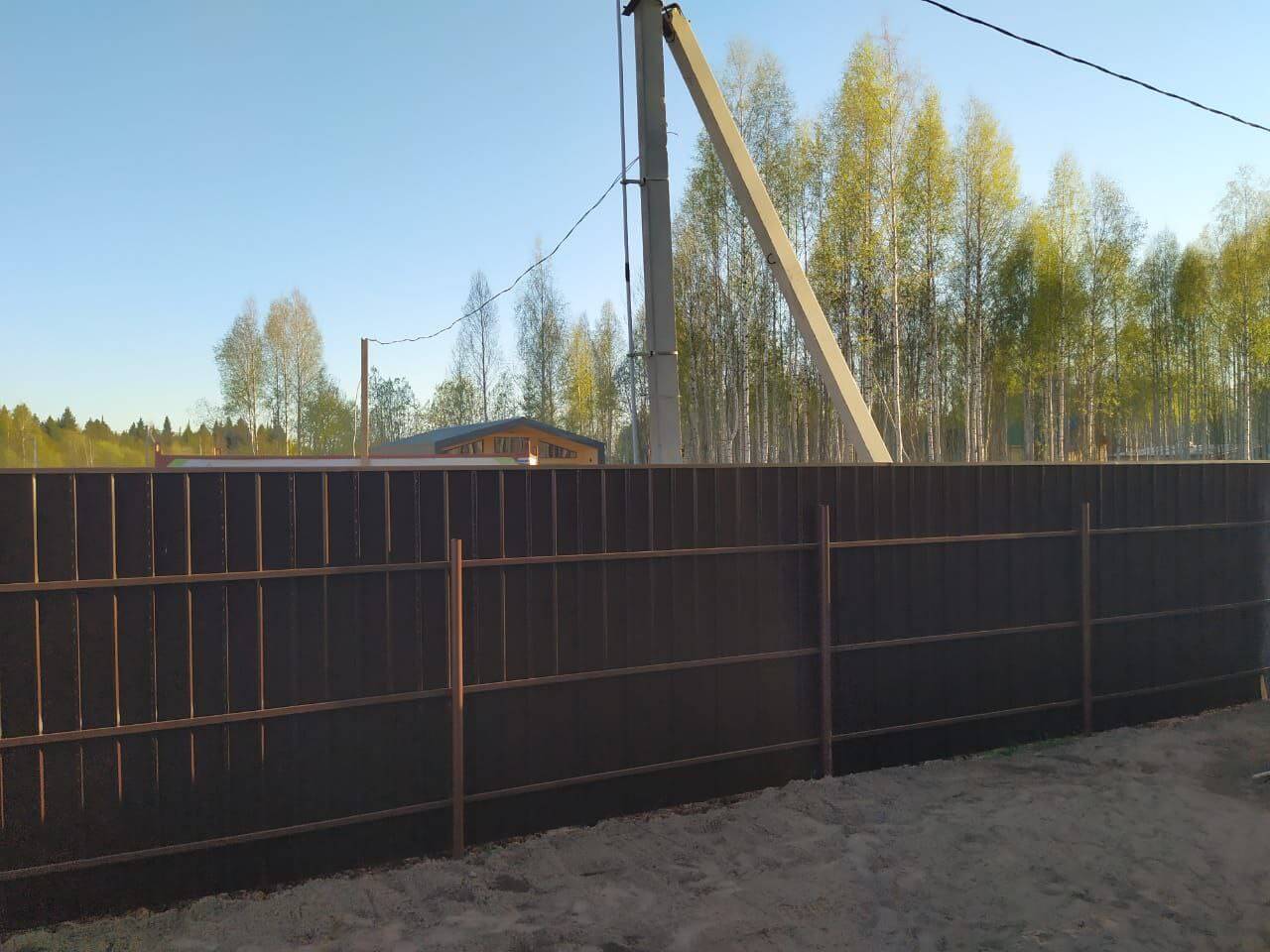 Забор из металлосайдинга ЕВРО-БРУС 25м Темный Каштан 3D Принтек фото 5 в Кременкуле