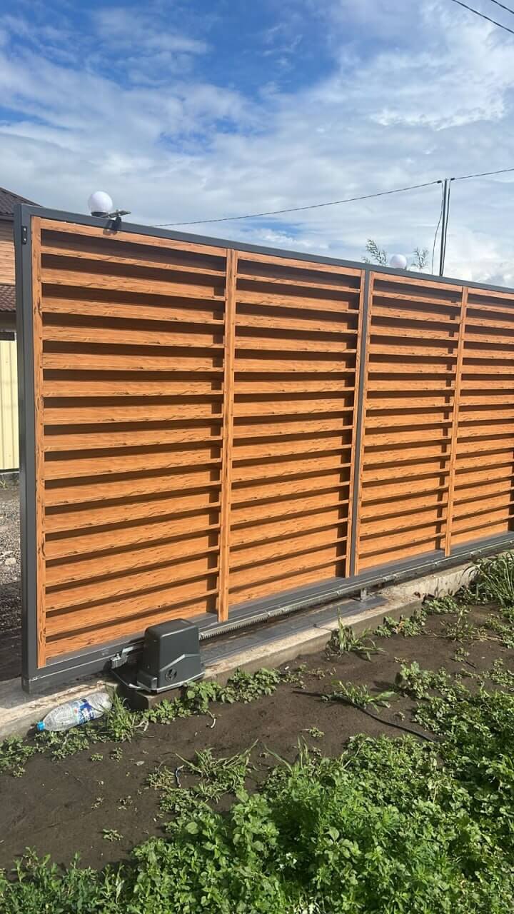 Забор-жалюзи из ламелей Хай-Тек 57м Кипарис 2xPrintech двусторонний фото 1 в Кременкуле