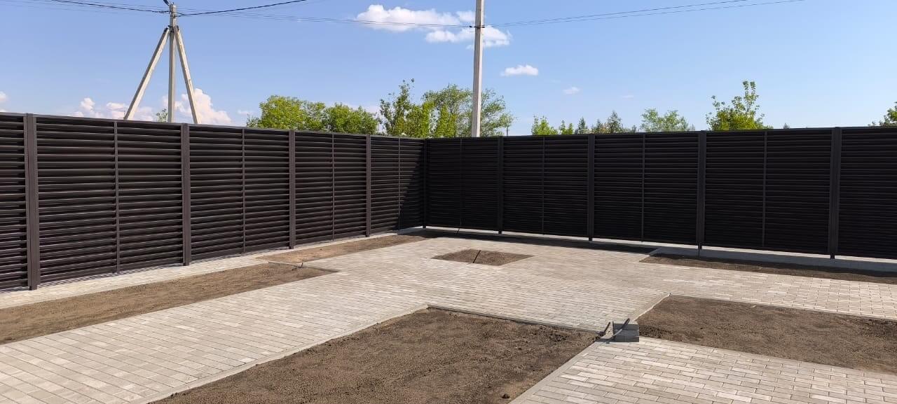 Забор-жалюзи 74м RAL8019/8019 Темный Шоколад двусторонний фото 6 в Кременкуле