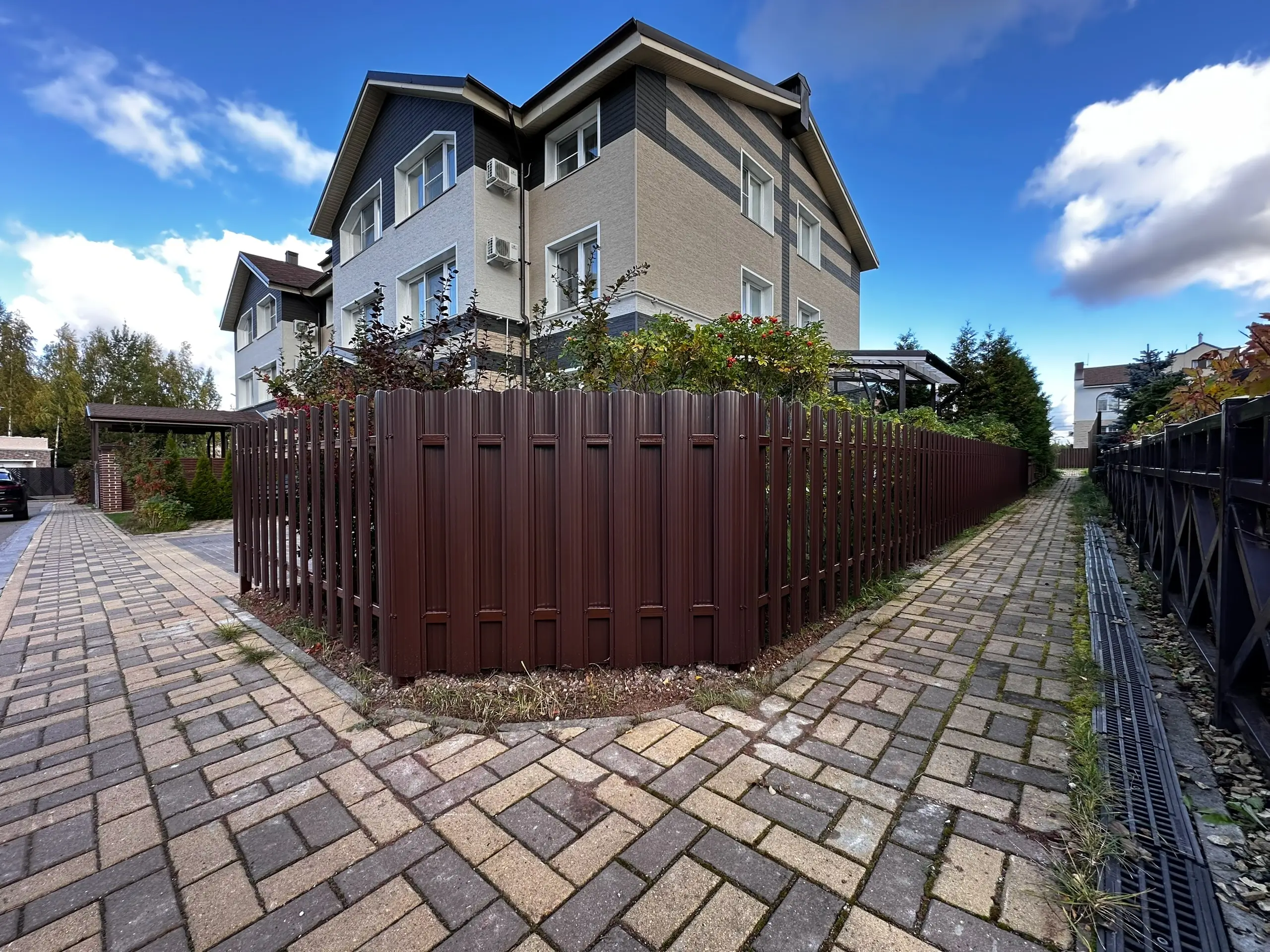 Заборчик из евроштакетника 18м RAL8017/8017 Шоколад двусторонний фото 1 в Кременкуле